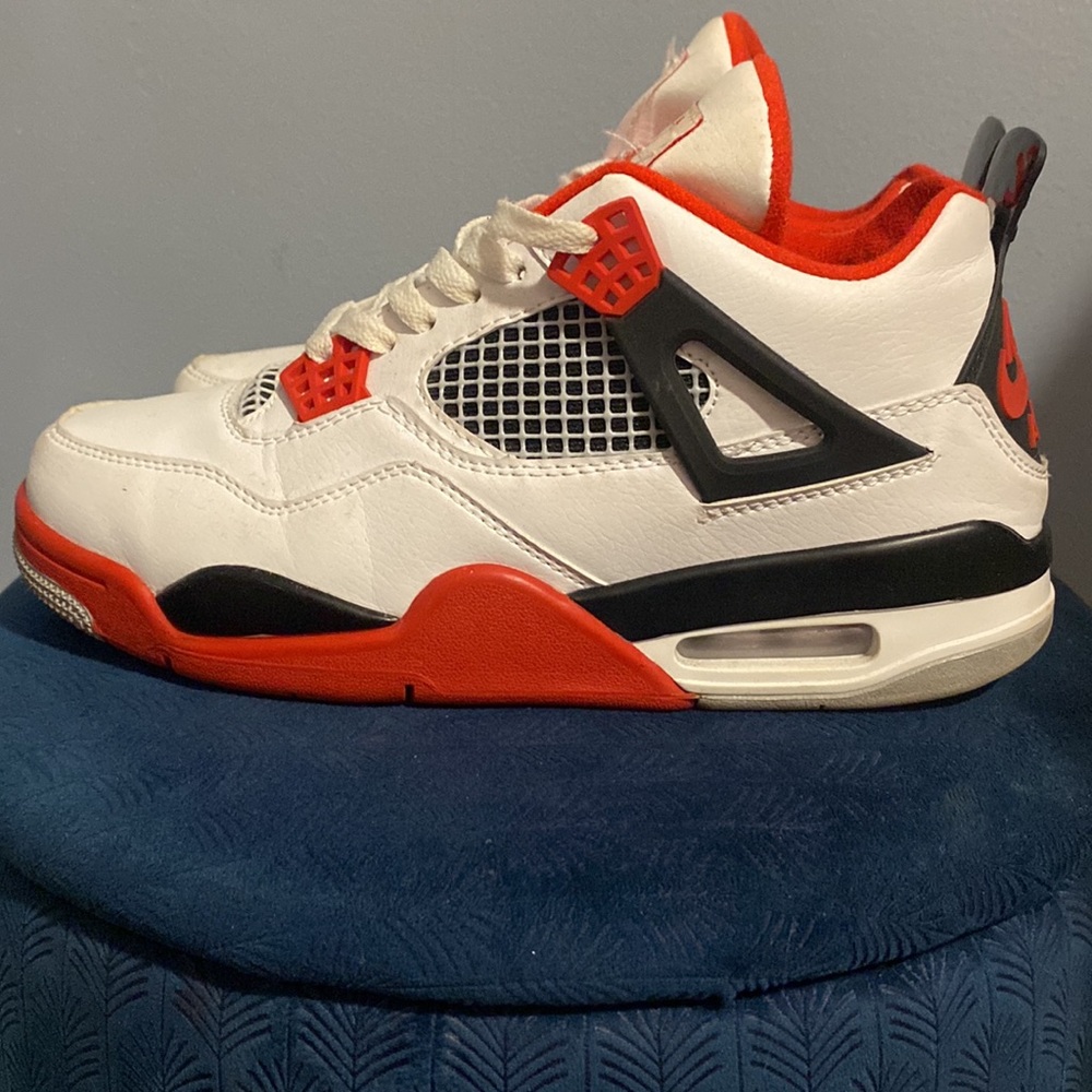 Jordan 4 Fire Red 2020